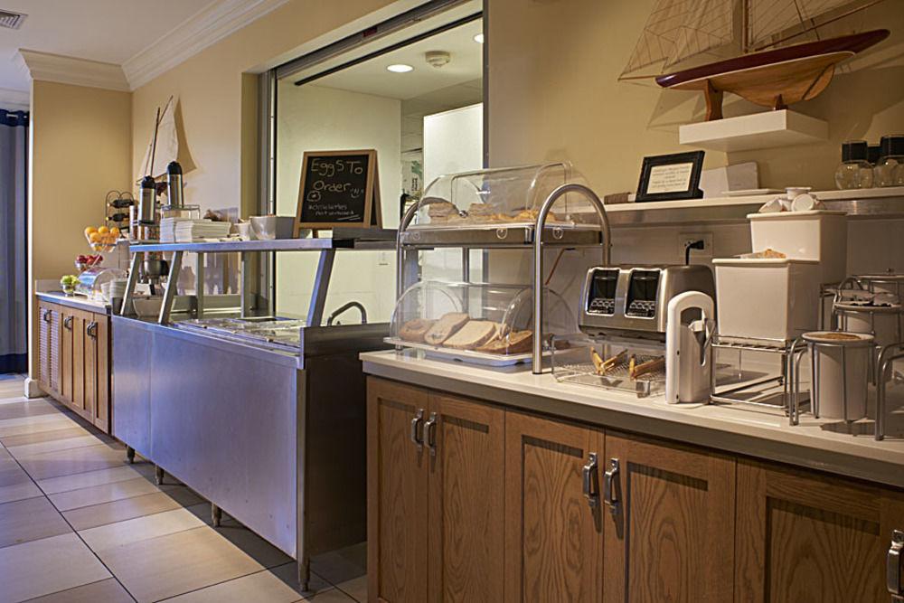 Four Points By Sheraton Punta Gorda Harborside Exterior photo