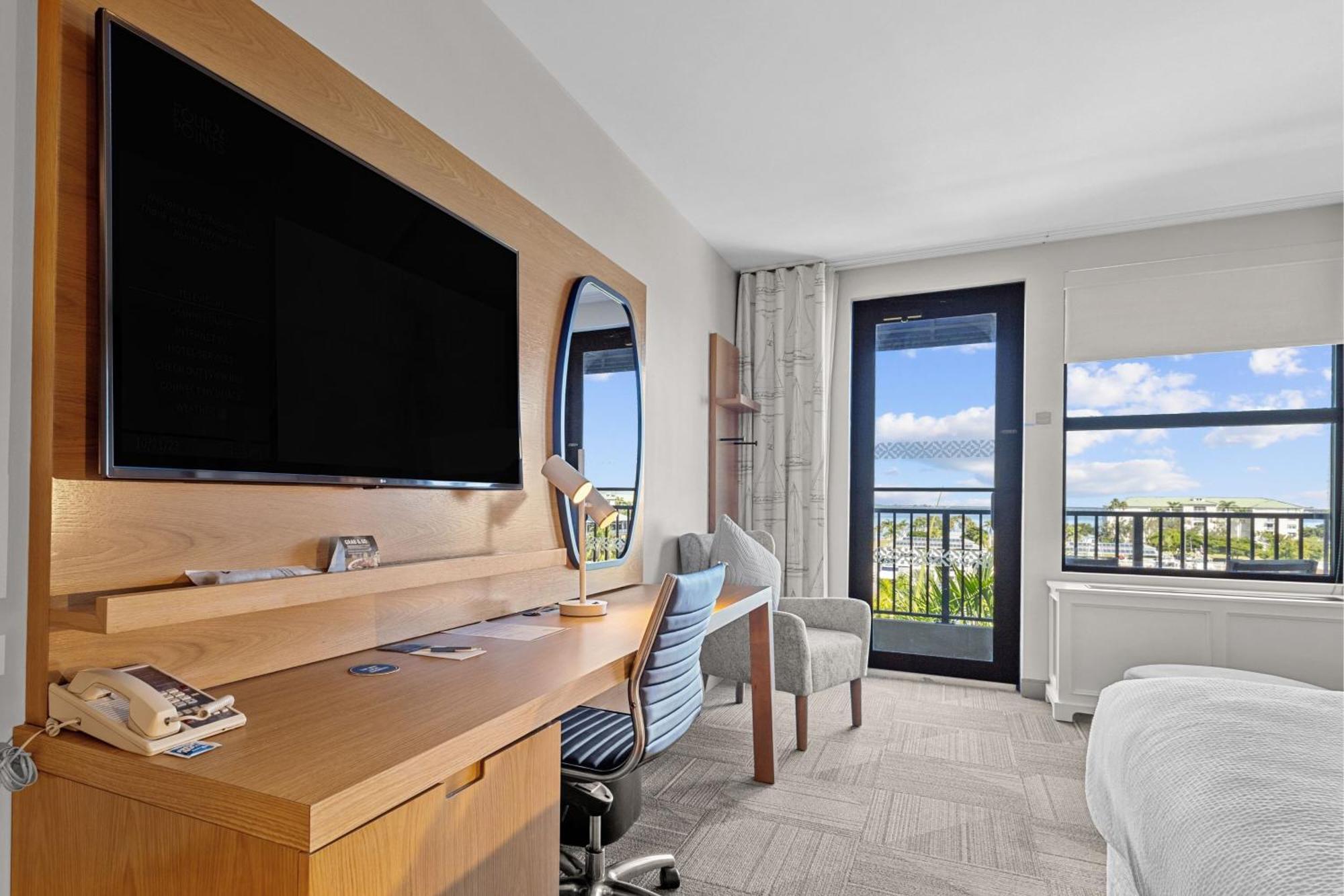 Four Points By Sheraton Punta Gorda Harborside Exterior photo